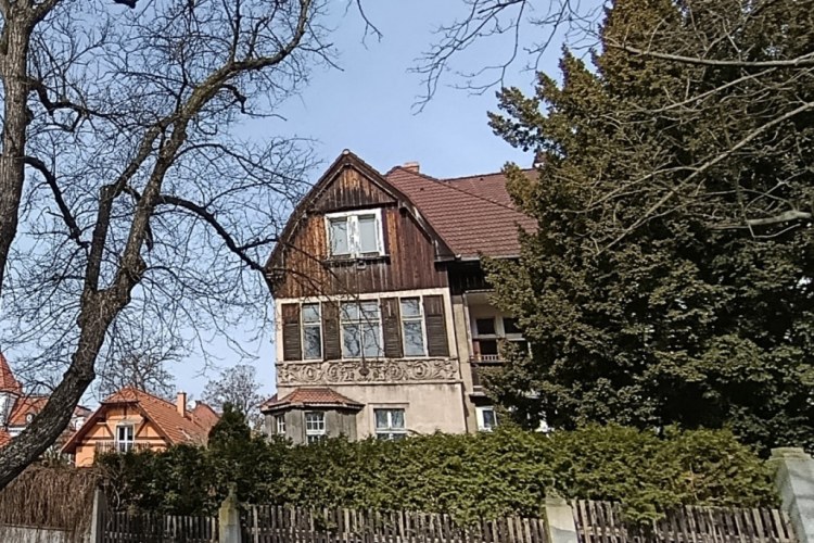 1836_3620222181.jpg